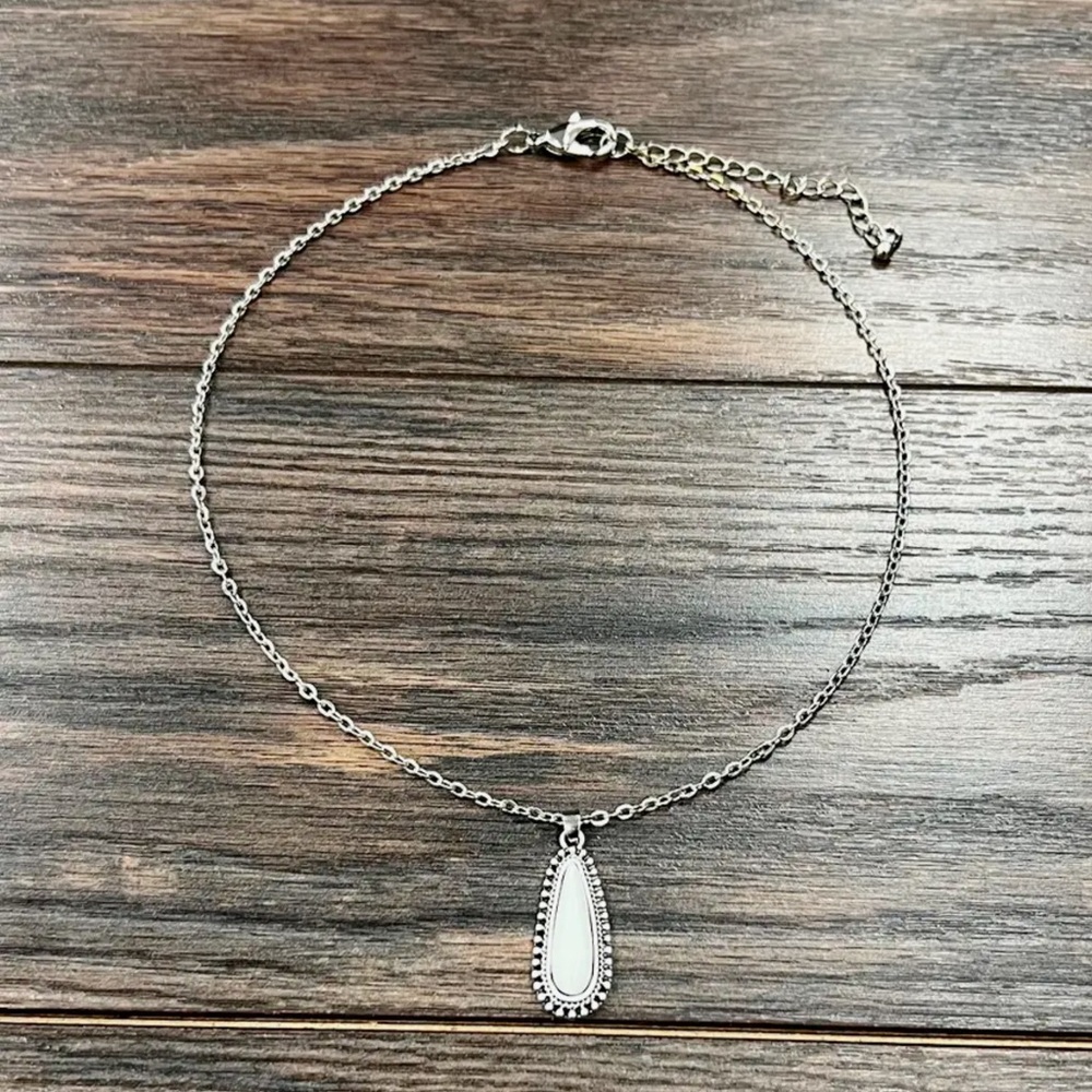 Chic Silver Teardrop Pendant Necklace ~ 16" White Turquoise Necklace